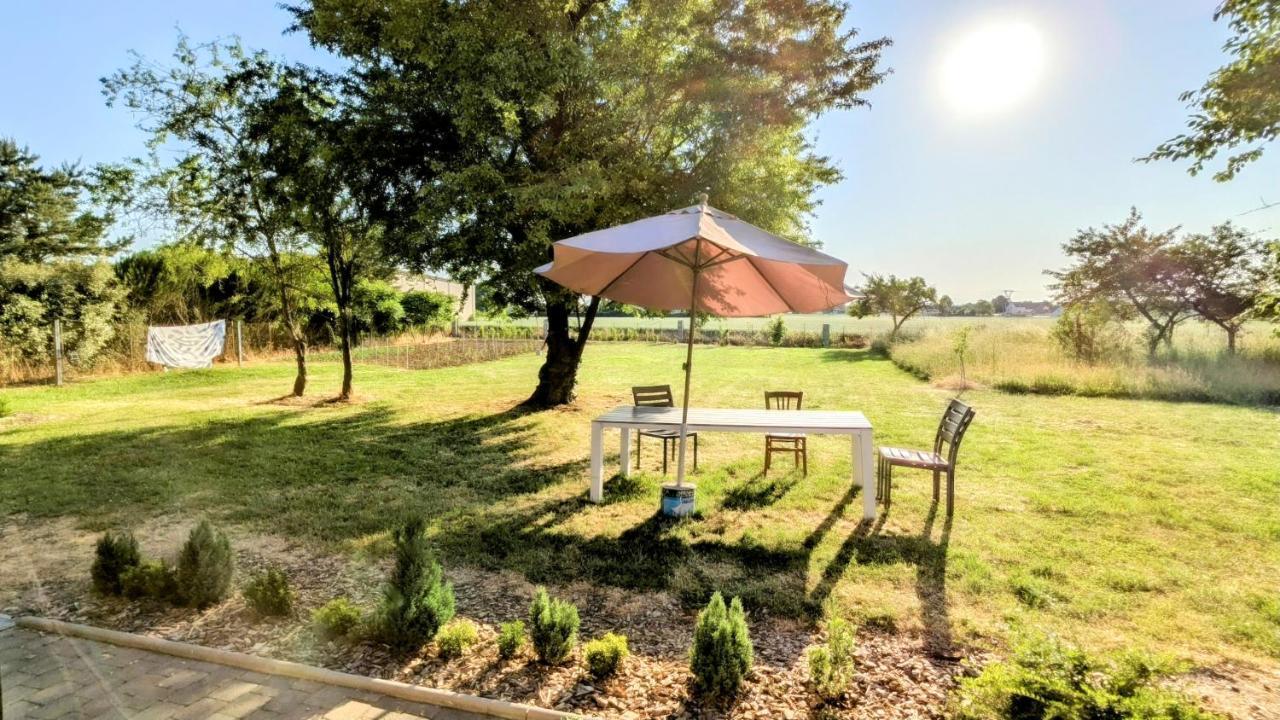 Appartement Prive Le Chardonnay, Jardin, Parking Buchères Eksteriør billede