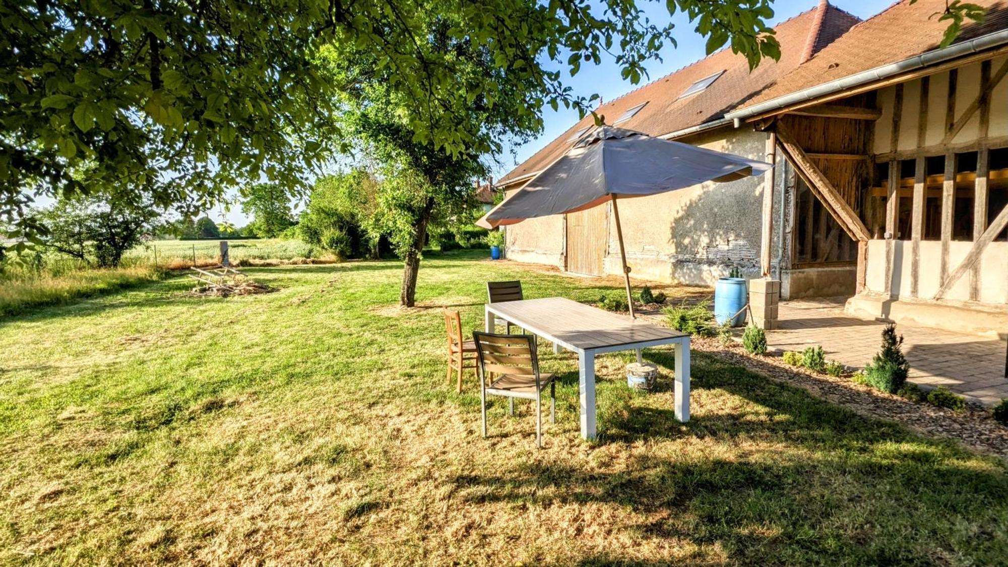 Appartement Prive Le Chardonnay, Jardin, Parking Buchères Eksteriør billede